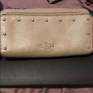 Coach Metallic pebble long Women's Wallet/wristlet